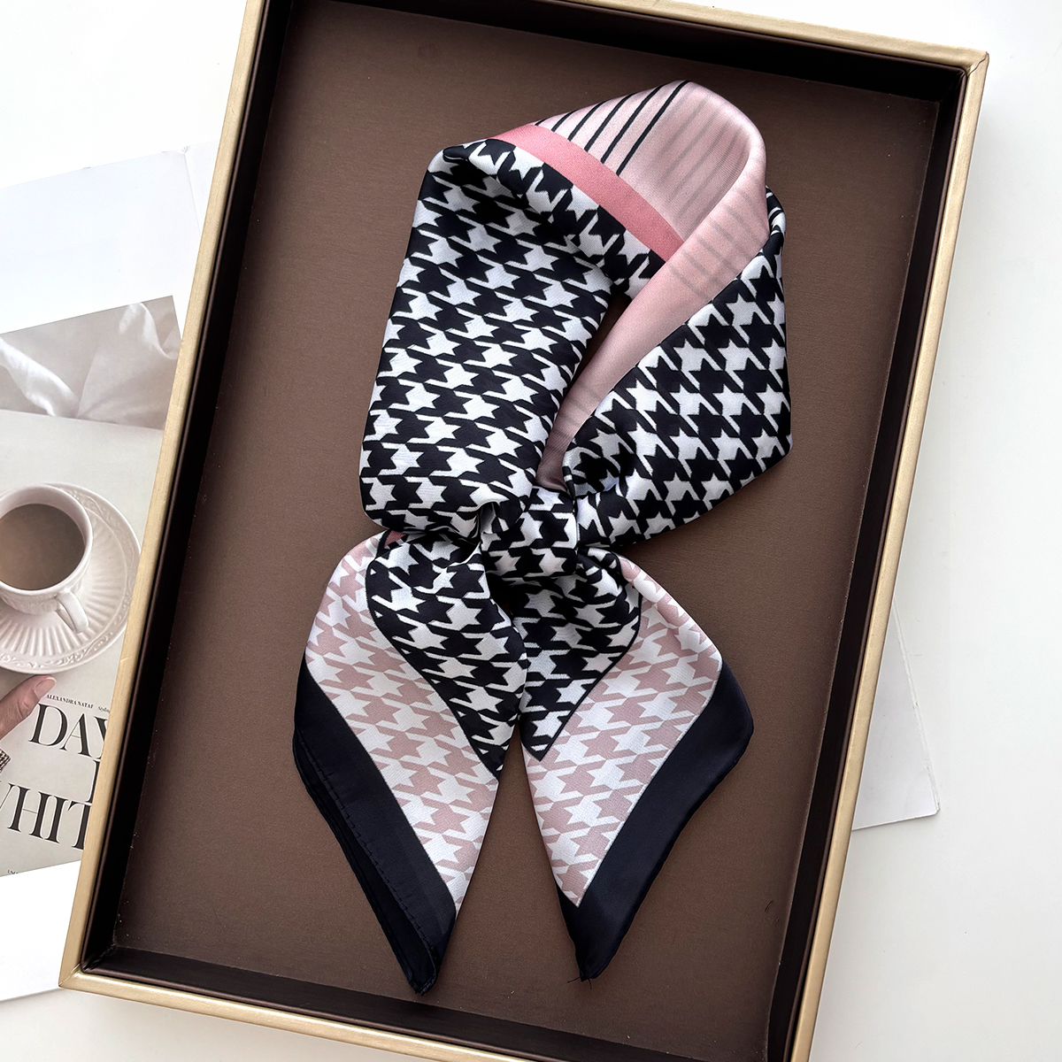 New Printed Square Scarf For W - Scarf Silk Square recension och pris